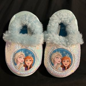 NEW Frozen Slippers